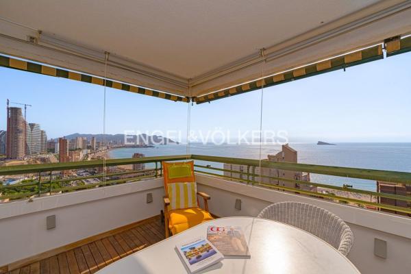 Ático en venta en Ático en Avenida Marina Baixa, 2, Playa de Poniente, Benidorm, Benidorm thumbnail 2