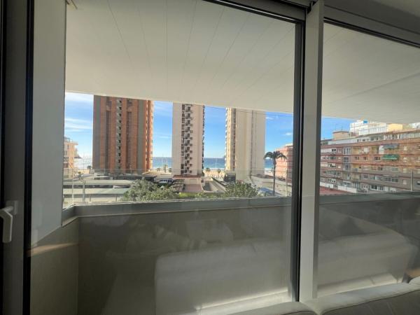 Sale of flat in Piso en Avenida del Mediterráneo, 54, Playa de Levante, Benidorm, Benidorm
photo 1
