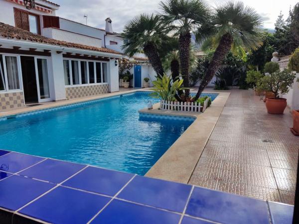 Casa o chalet independiente en Avenida Severo Ochoa, 29, Zona Rincón Alto, Benidorm photo 1
