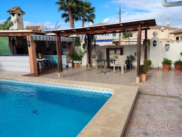 Casa o chalet independiente en Avenida Severo Ochoa, 29, Zona Rincón Alto, Benidorm photo 4