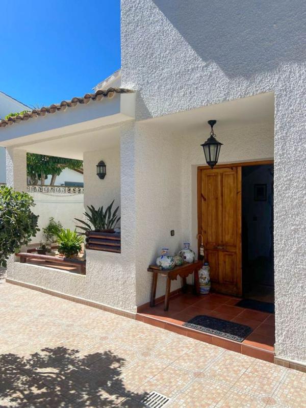 Propiedades en venta y alquiler en España photo 5