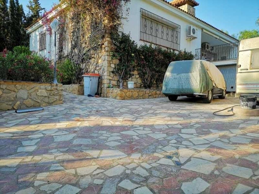 Propiedades en venta y alquiler en España photo 5