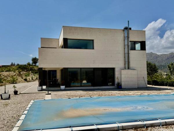 Casa o chalet independiente en Relleu thumbnail 1