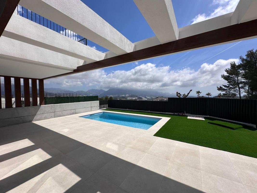 Properties for sale and rent in Spain photo 3