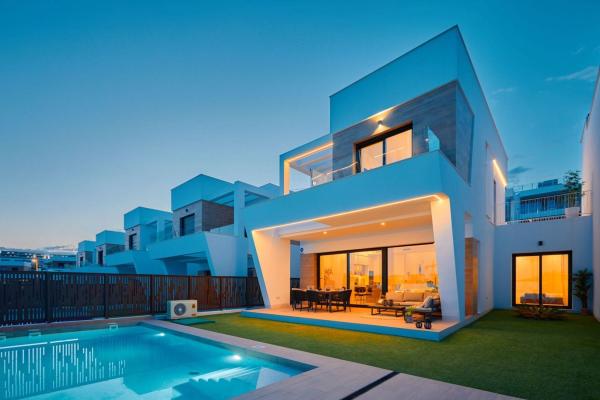 Casa o chalet independiente en Calle d'Equador, 8, Balcón de Finestrat-Terra Marina, Finestrat thumbnail 1