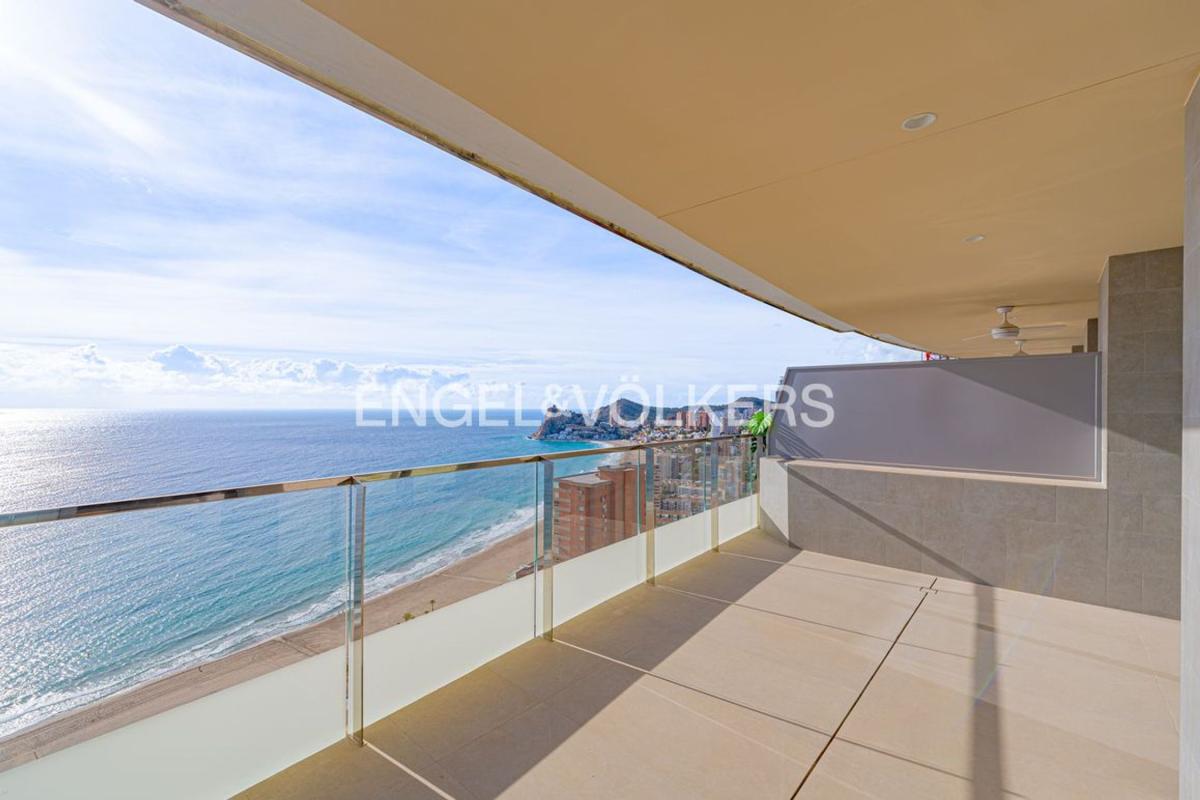 Sale of apartment in Piso en Calle Brasil, Playa de Poniente, Benidorm, Benidorm
 photo 2