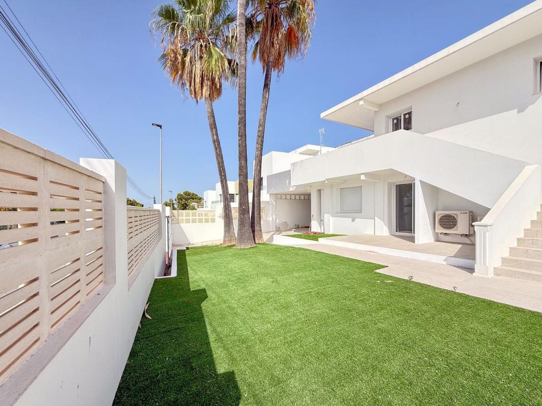 Properties for sale and rent in Spain photo 4