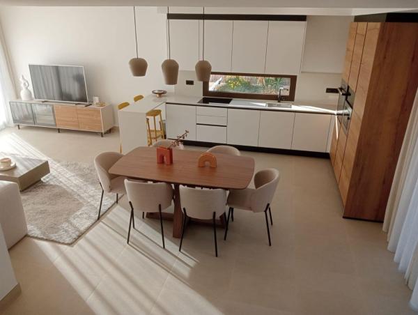 Casa o chalet independiente en Avenida Sevilla, Balcón de Finestrat-Terra Marina, Finestrat thumbnail 2