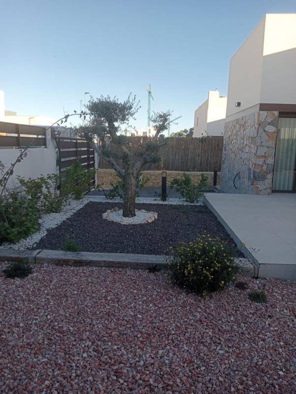 Properties for sale and rent in Spain photo 4