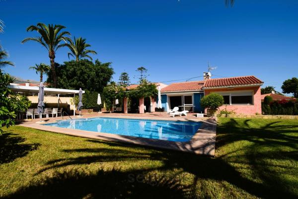 Casa o chalet independiente en Pueblo Levante, Benidorm photo 1