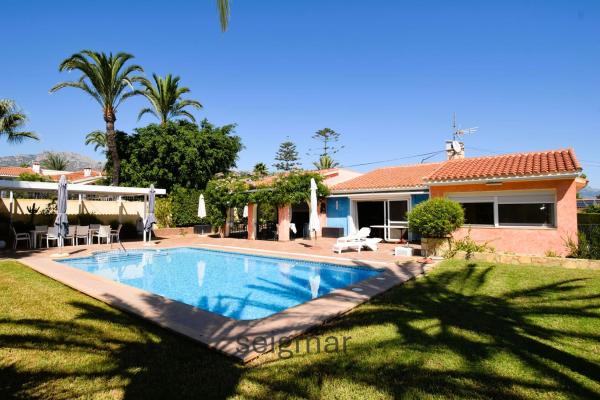 Casa o chalet independiente en Pueblo Levante, Benidorm thumbnail 1