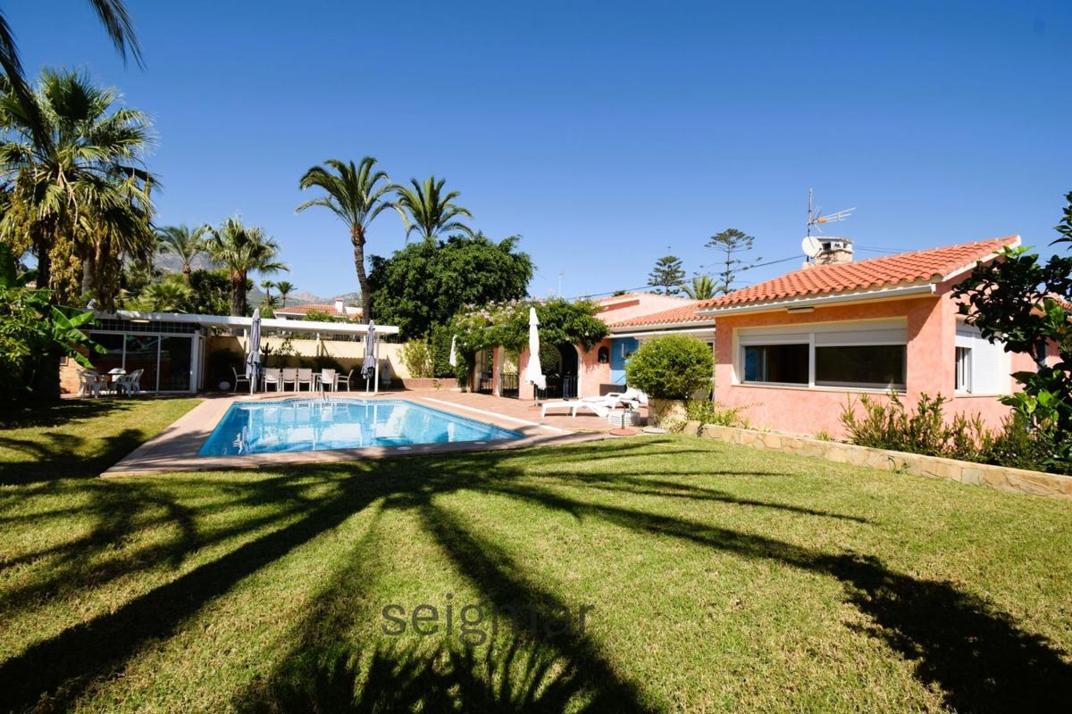 Properties for sale and rent in Spain photo 3