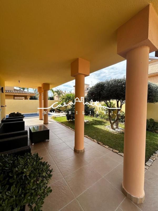 Properties for sale and rent in Spain photo 5