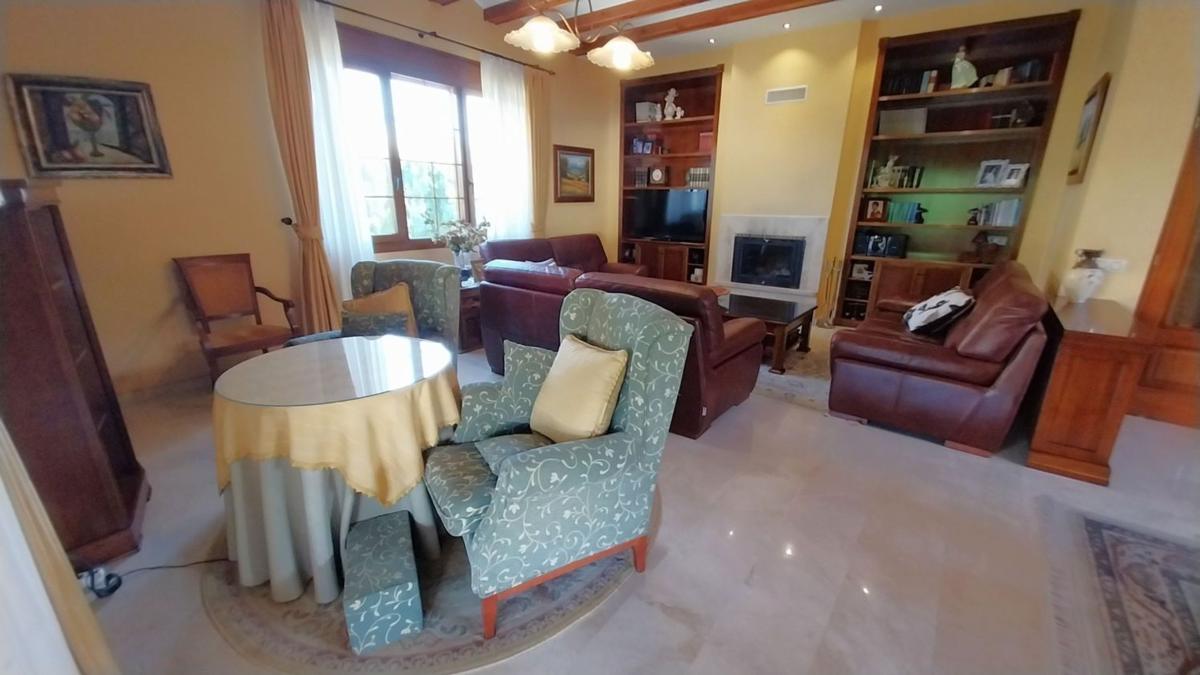 Properties for sale and rent in Spain photo 5