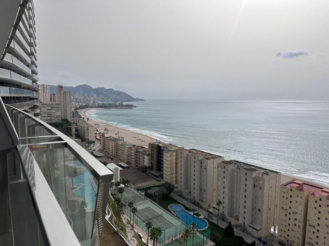 Продажа квартиры на Piso en Calle Brasil, 1, Playa de Poniente, Benidorm, Бенидорм
photo 3