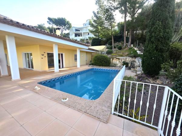 Casa o chalet independiente en Calle Principal de la Serra, Altea la Vella, Altea thumbnail 1
