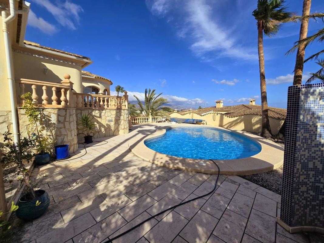 Properties for sale and rent in Spain photo 4