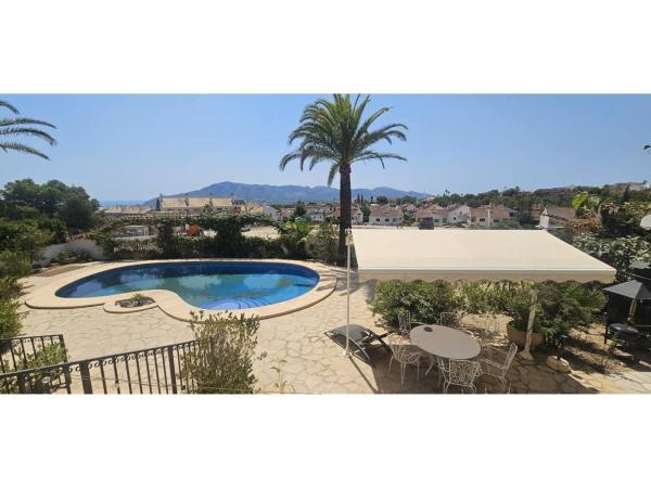 Independent chalet for sale in Casa o chalet en Calle la Capitana, Colonia Escandinavia-Cautivador, Alfaz del Pi, Alfaz del Pi
thumbnail 1