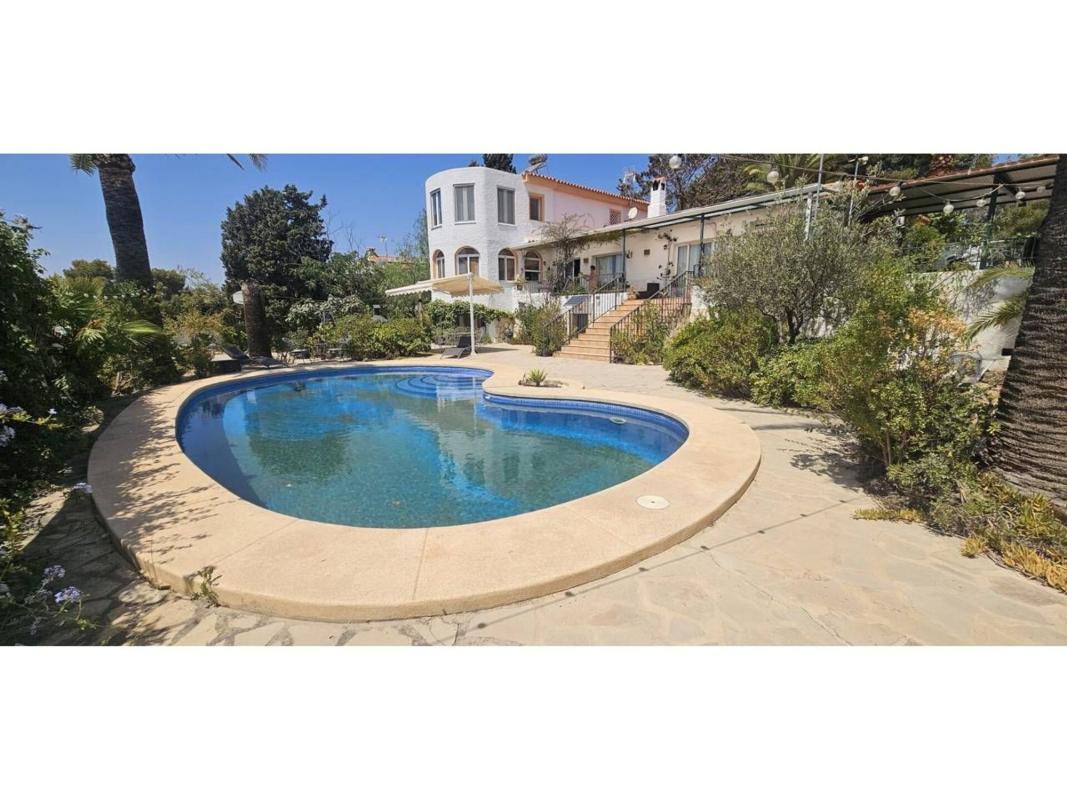 Sale of independent chalet in Casa o chalet en Calle la Capitana, Colonia Escandinavia-Cautivador, Alfaz del Pi, Alfaz del Pi
 photo 4