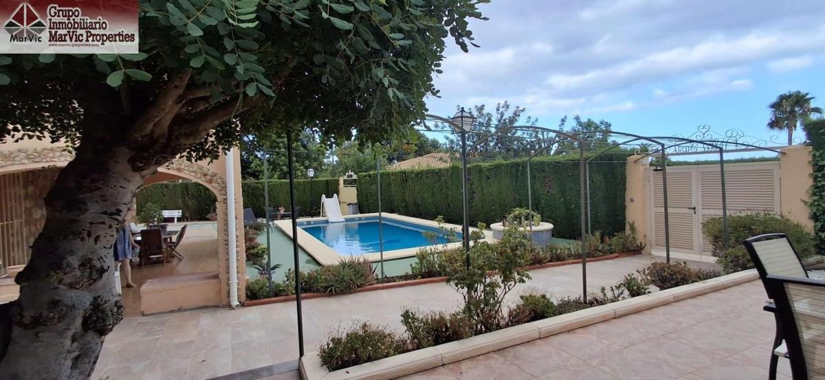 Properties for sale and rent in Spain photo 5
