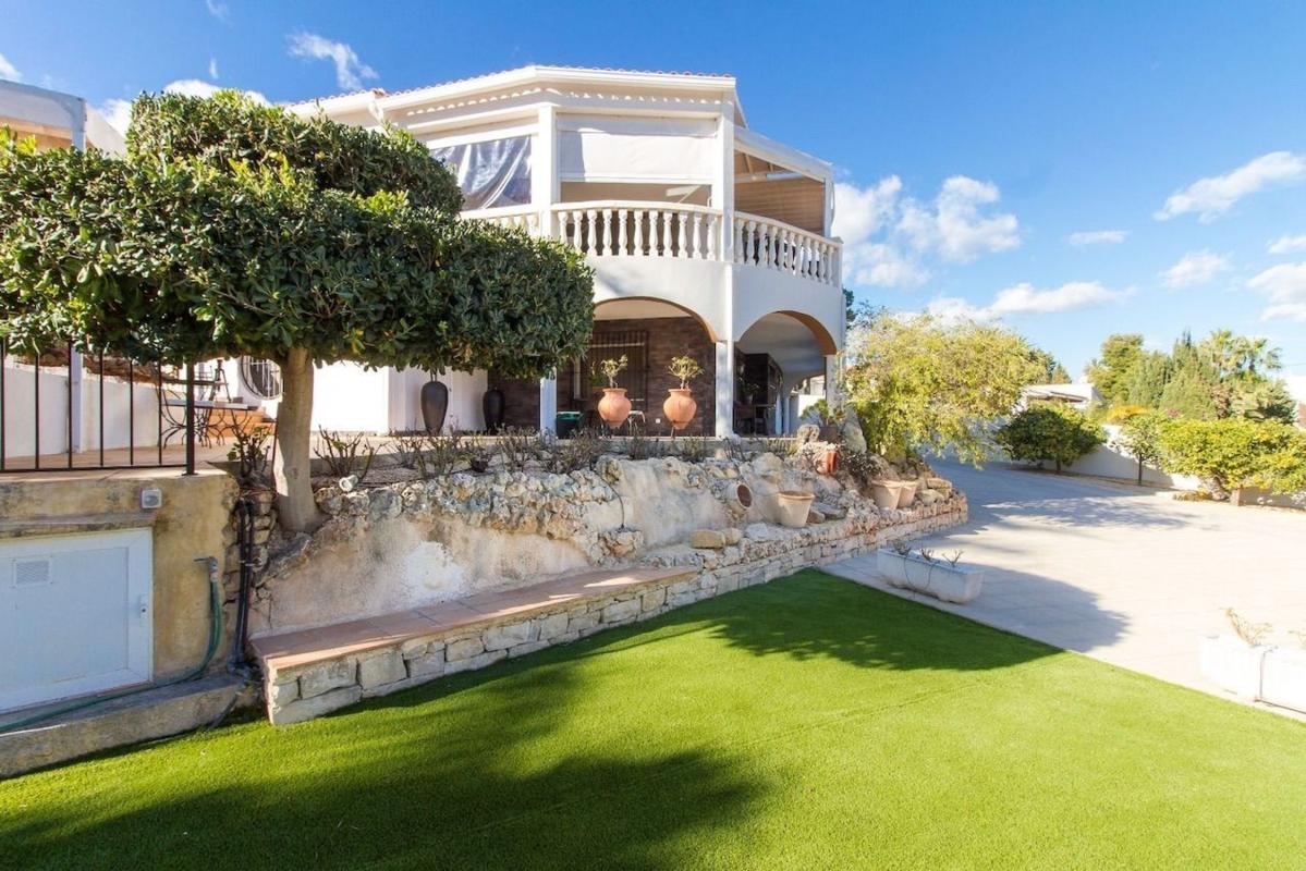 Properties for sale and rent in Spain photo 1