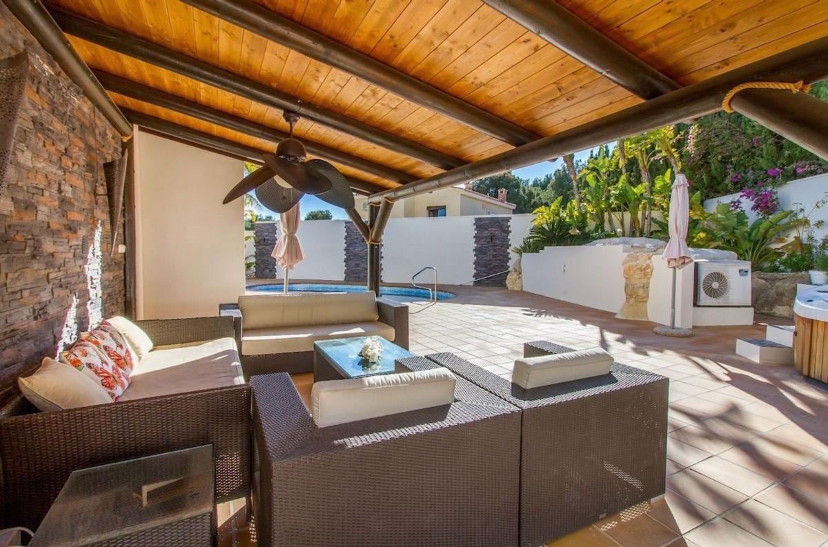 Properties for sale and rent in Spain photo 4