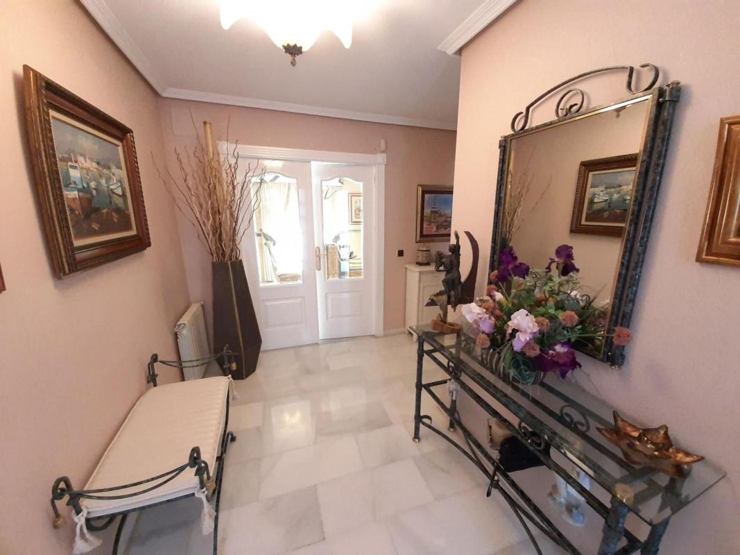 Properties for sale and rent in Spain photo 2