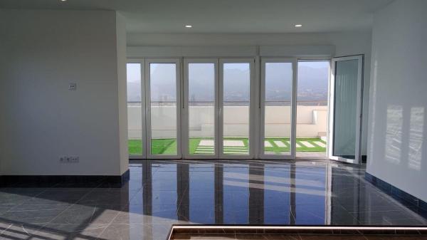Дуплекс на продажу в Dúplex en Zona Sierra Helada, Benidorm, Бенидорм thumbnail 2