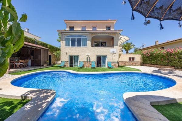 Independent chalet for sale in Casa o chalet en Calle Sorolla, Pueblo Levante, Benidorm, Benidorm
photo 1