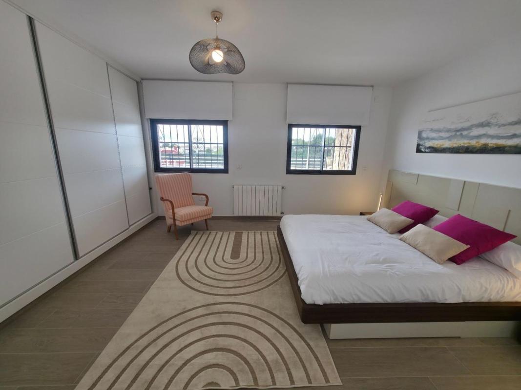 Properties for sale and rent in Spain photo 5