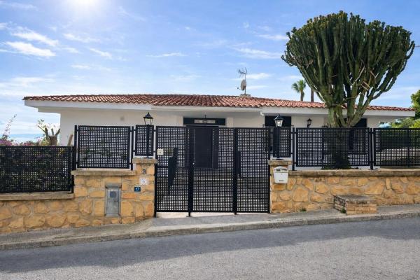 Casa o chalet independiente en Calle Carrascar de Parcent, Montebello - Nou Espai, La Nucia thumbnail 2