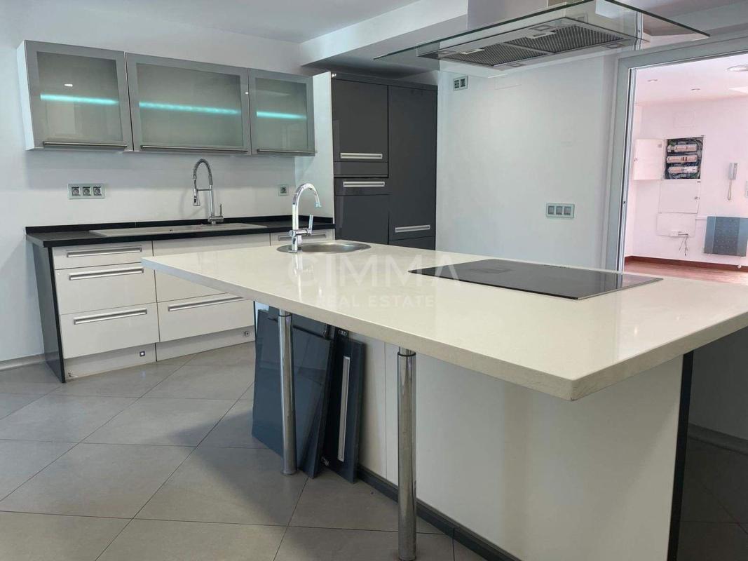 Properties for sale and rent in Spain photo 5