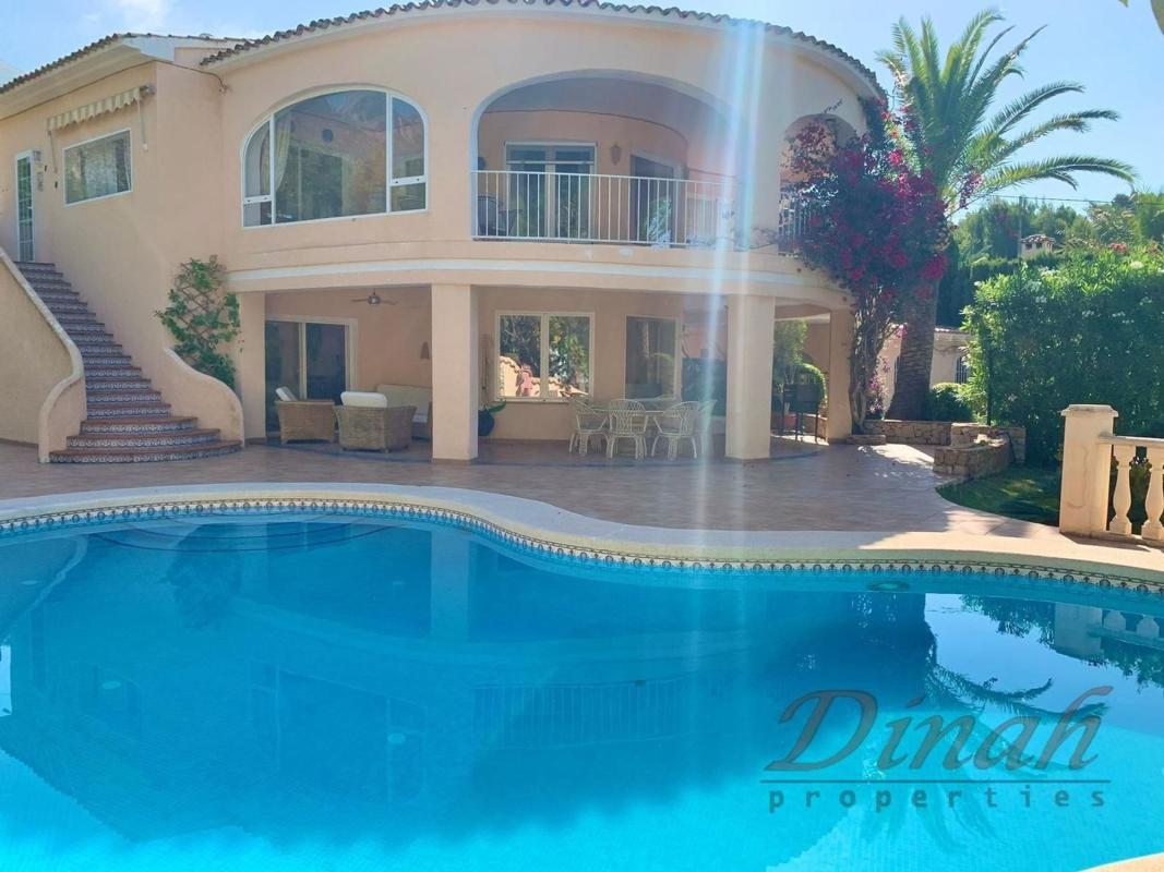Properties for sale and rent in Spain photo 3