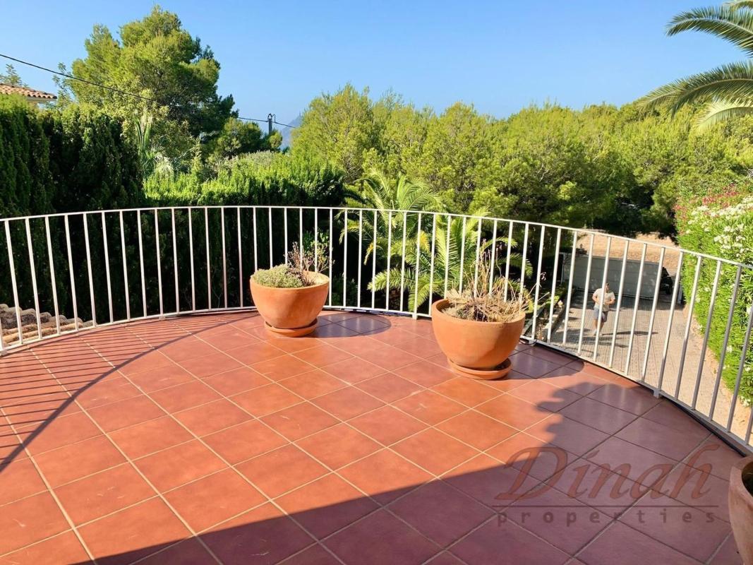 Properties for sale and rent in Spain photo 5