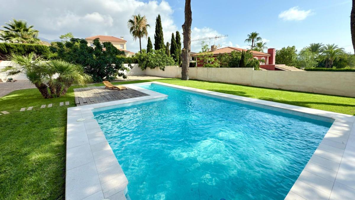 Properties for sale and rent in Spain photo 2
