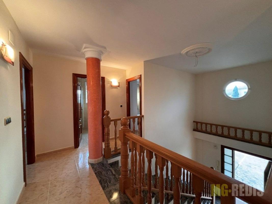 Properties for sale and rent in Spain photo 5