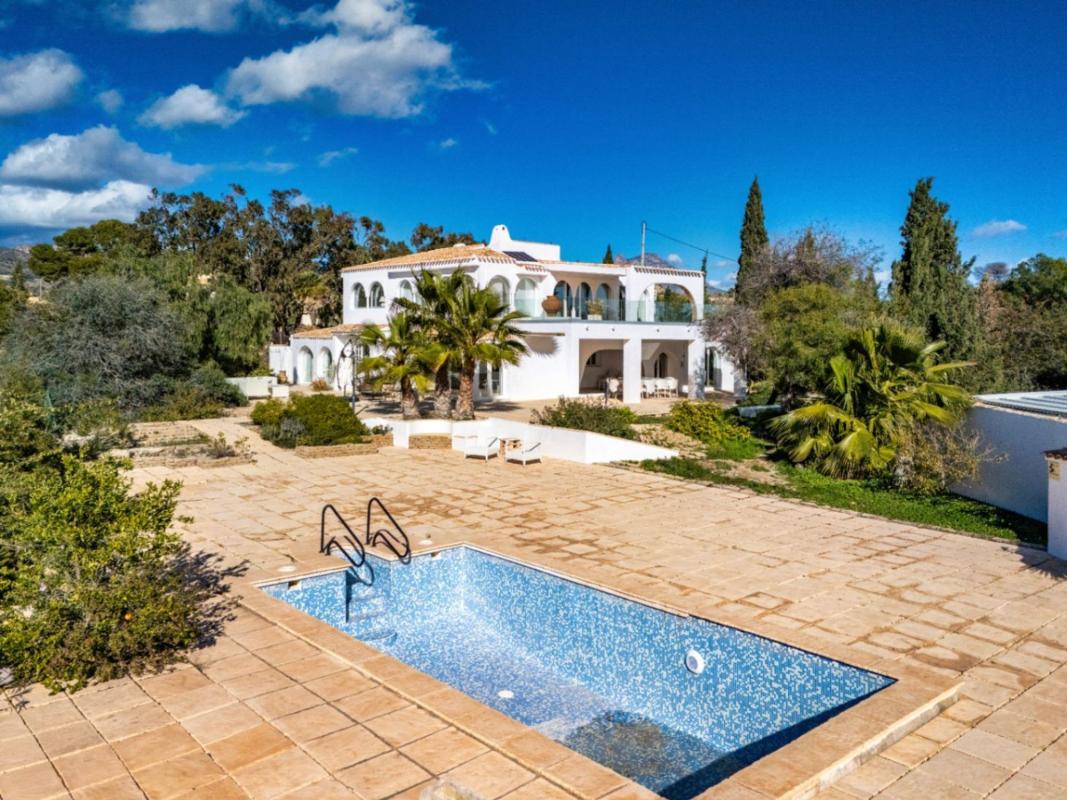 Properties for sale and rent in Spain photo 5