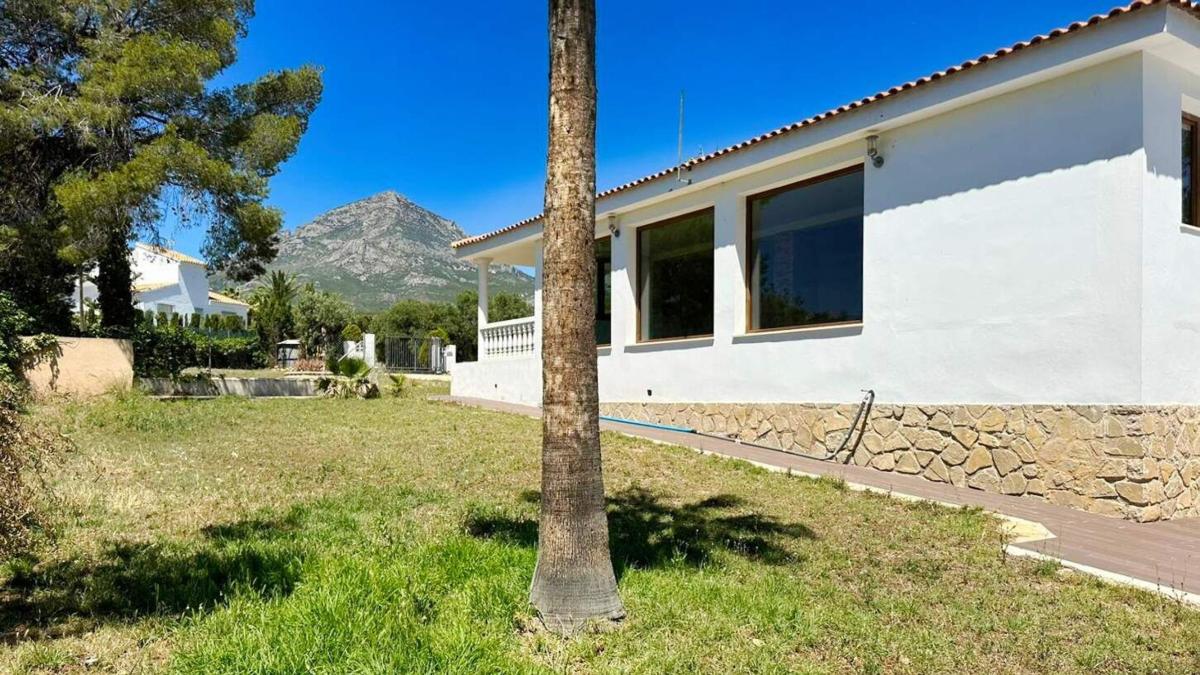 Properties for sale and rent in Spain photo 5