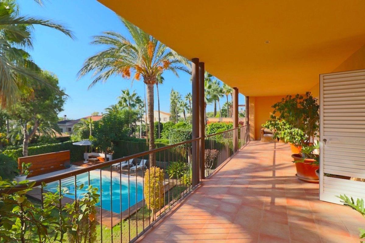 Properties for sale and rent in Spain photo 4
