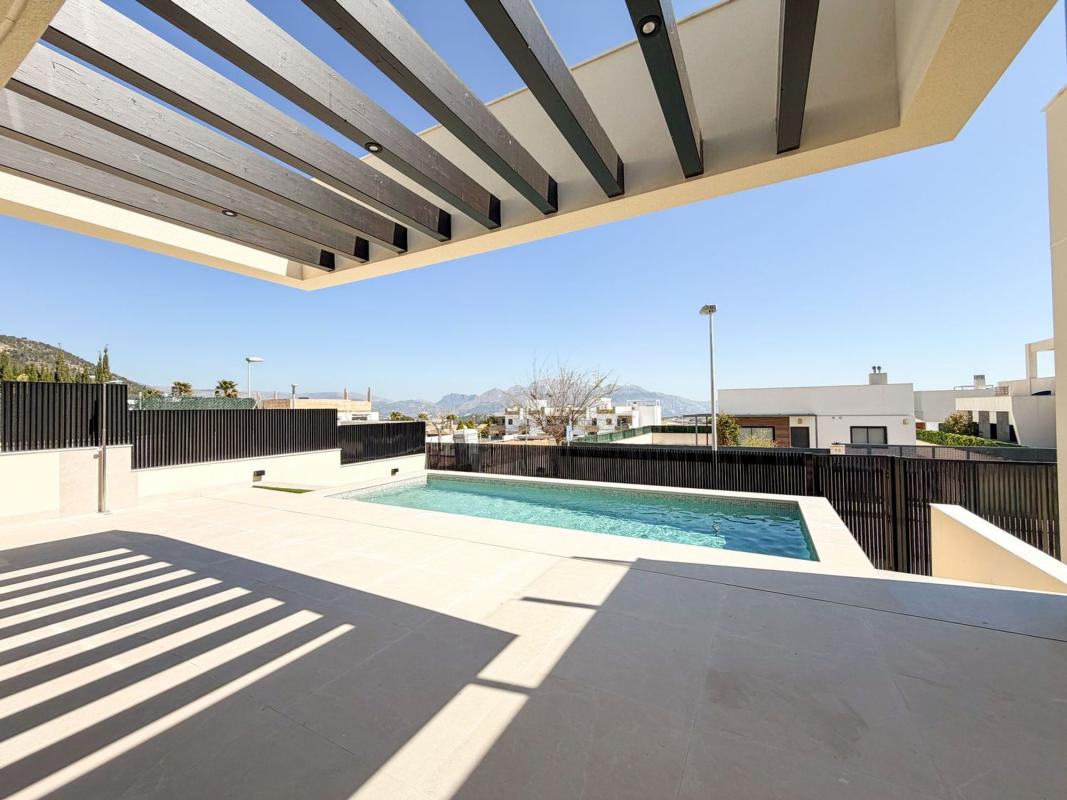 Properties for sale and rent in Spain photo 4