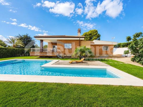Casa o chalet independiente en Pueblo Levante, Benidorm thumbnail 1