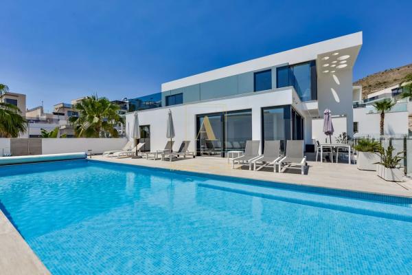 Chalet independiente en venta en Casa o chalet en Balcón de Finestrat-Terra Marina, Finestrat, Finestrat
thumbnail 1