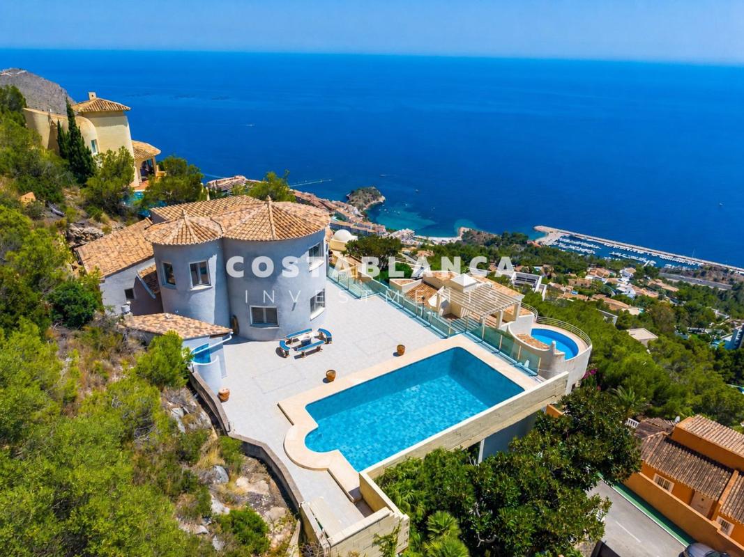 Sprzedaż niezależnego domku jednorodzinnego w  Casa o chalet en Calle Irlanda del Norte, Altea Hills, Altea, Altea photo 2