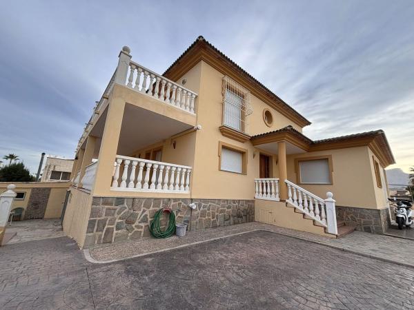 Independent chalet for sale in Casa o chalet en El Tossal-Bello Horizonte, La Nucia, La Nucia
photo 1
