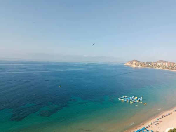 Продажа квартиры на Piso en Av Armada Española, 3, Playa de Poniente, Benidorm, Бенидорм
thumbnail 2