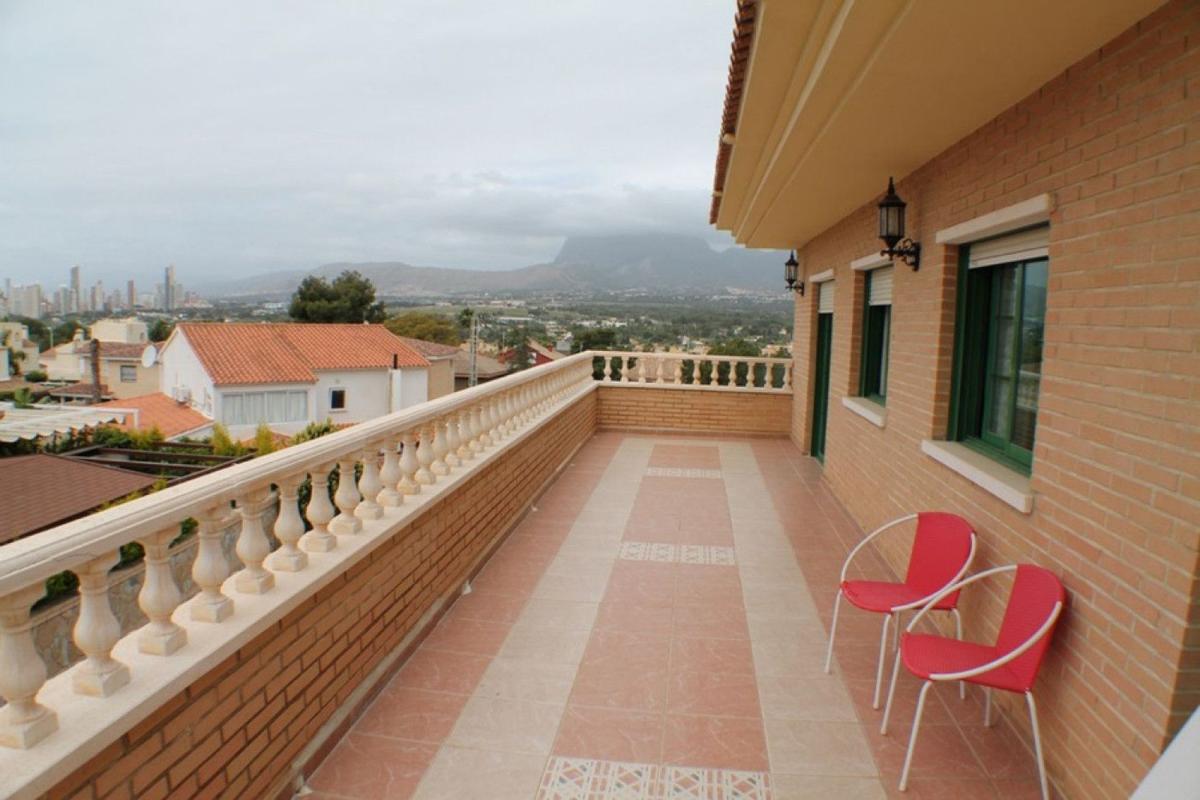Properties for sale and rent in Spain photo 5