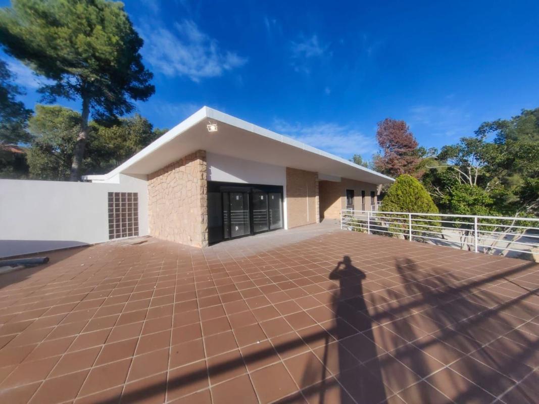 Properties for sale and rent in Spain photo 3