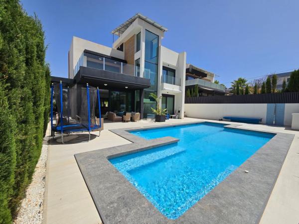Casa o chalet independiente en Avenida Doctor Severo Ochoa, 2, Zona Sierra Helada, Benidorm thumbnail 2