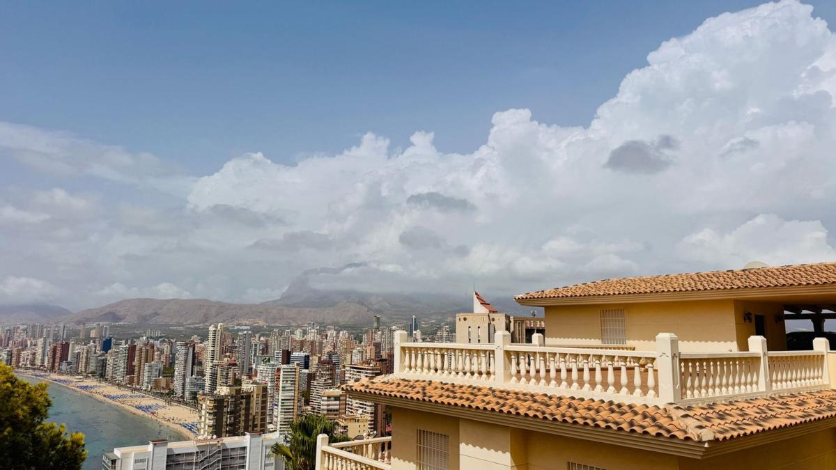 Properties for sale and rent in Spain photo 3
