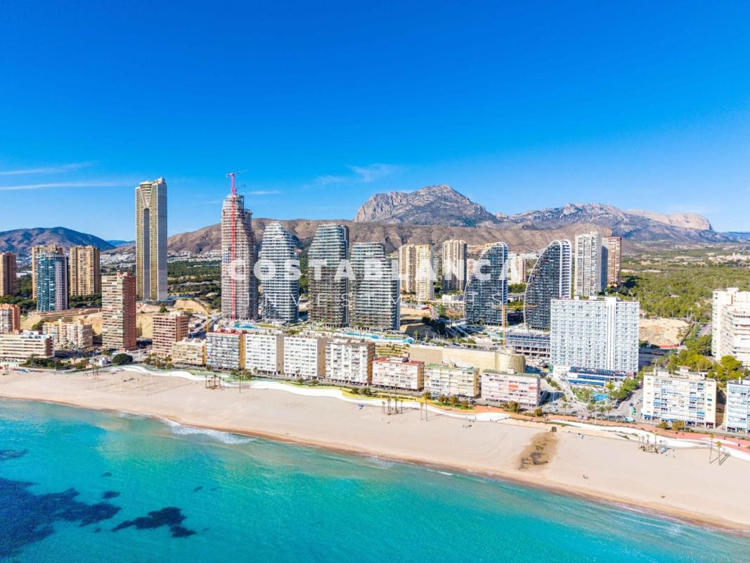 Продажа квартиры на Piso en Avenida República Argentina, Playa de Poniente, Benidorm, Бенидорм
 photo 3